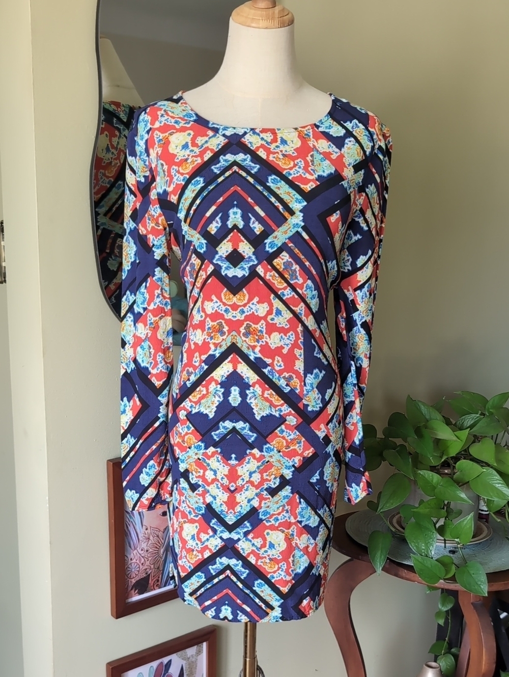 WAYF Boho Geometric Floral Mini Dress Small Multicolor Mod Shift Zipper Back - Picture 12 of 13